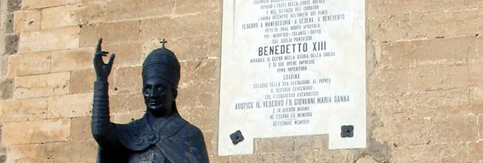 La statua di Benedetto XIII a Gravina |  | Comune di Gravina 