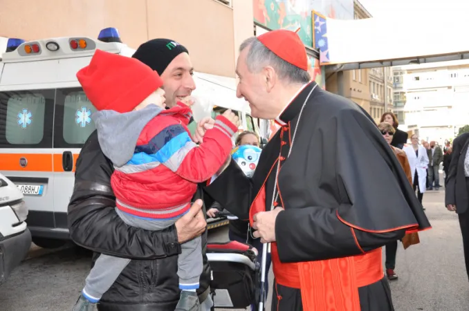 Cardinale Pietro Parolin | Il Cardinale Pietro Parolin, Segretario di Stato, durante una visita al Bambino Gesù | Ospedale Pediatrico Bambino Gesù
