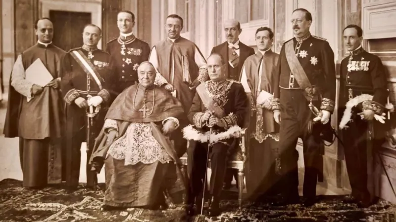 Il cardinale Gasparri il giorno della firma dei Patti Lateranesi |  | pd