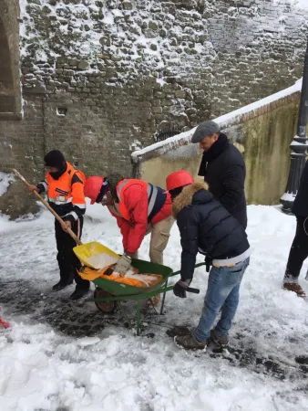 I ragazzi del CARA e la neve  |  | CARA
