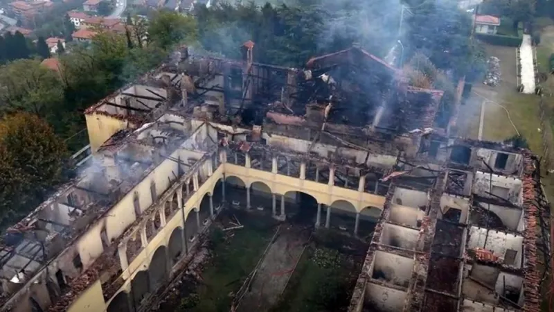 Il rogo al Monastero |  | Chiesa di Milano