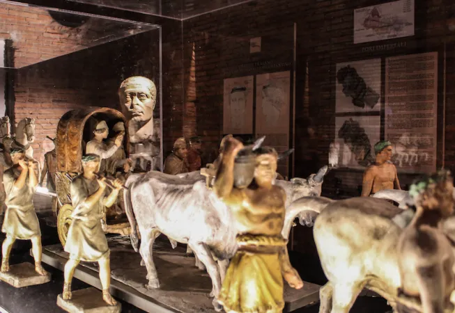 Alcune immagini dell' allestimento della mostra |  | © Roma, Sovrintendenza Capitolina ai Beni Culturali