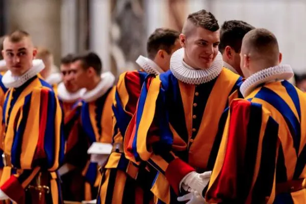 Guardie Svizzere  / Daniel Ibanez / ACI Group