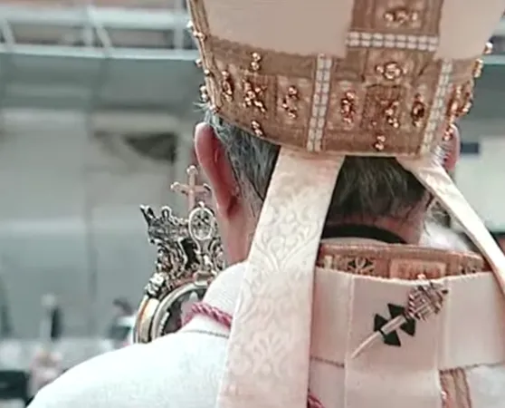 Il cardinale Sepe benedice la città | | Vatican Media