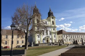 La cattedrale della Santissima Trinità di Blaj / AG / ACI Group