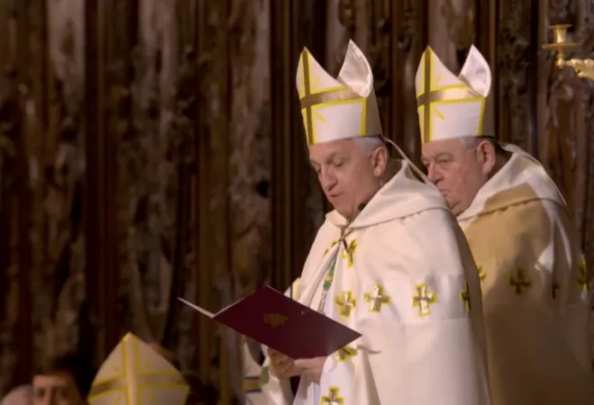 Il Nunzio in Fracia Migliore legge il messaggio del Papa | | pd