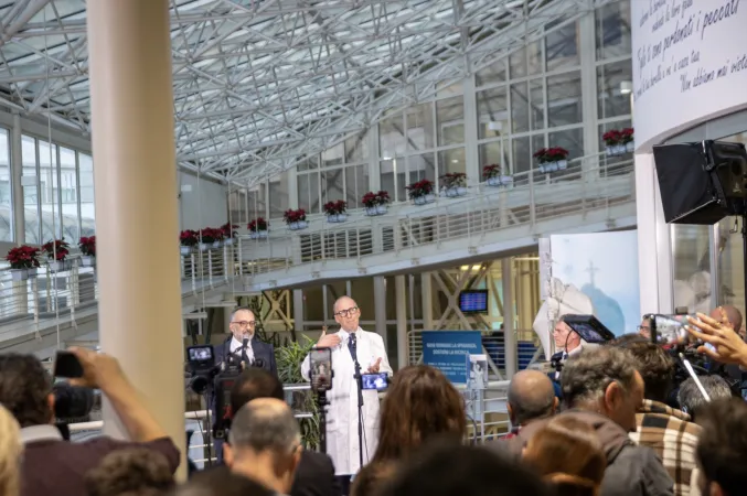 Il Briefing al Policlinico Gemelli |  | Daniel Ibanez/ EWTN