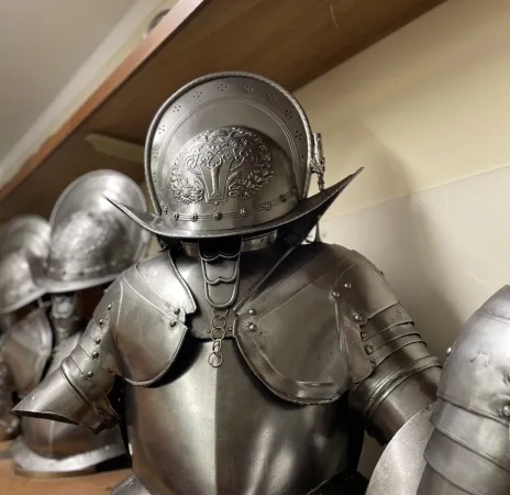 Le corazze storiche della Guardia Svizzera Pontificia |  | EWTN