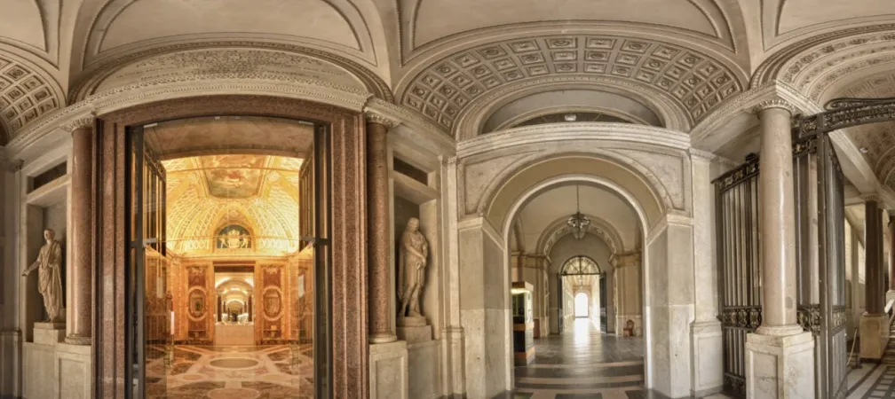 I Quattro Cancelli |  | Musei Vaticani