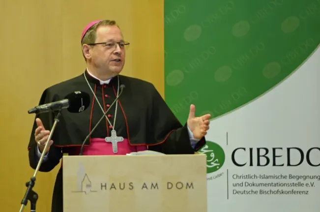 Mons. Georg Batzing, presidente della CET |  | CET
