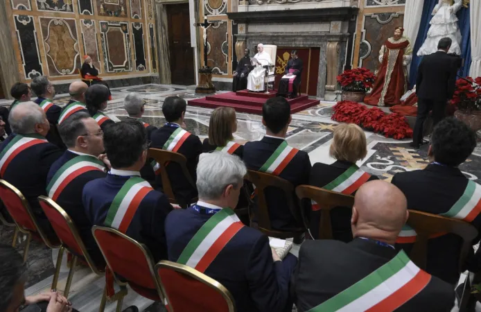 Papa Leone XIV e i sindaci italiani | | Vatican Media
