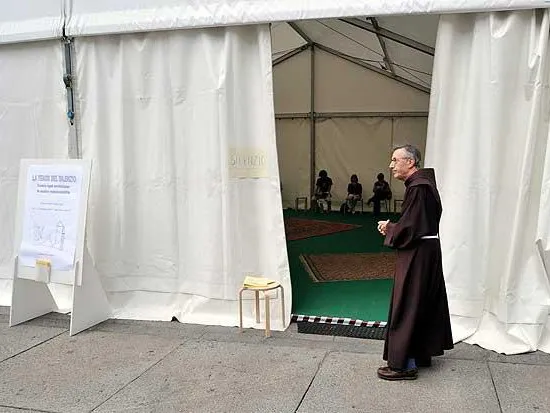 La tenda del silenzio  |  | Chiesa di Milano