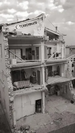 Il presepe di Tolentino, uno dei paesi colpiti dal terremoto |  | Fb dei gruppi di quartiere Vittorio Veneto e Foro Boario di Tolentino