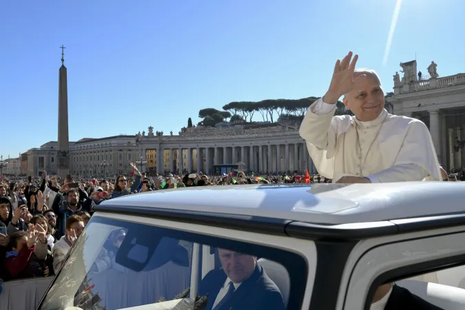 Papa Leone XIV |  | Vatican Media