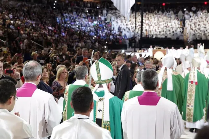 Il Papa celebra la messa al Madison Square Garden |  | Alan Holdren CNA