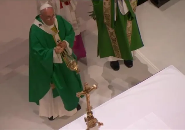 Il Papa celebra la messa al Madison Square Garden |  | CTV