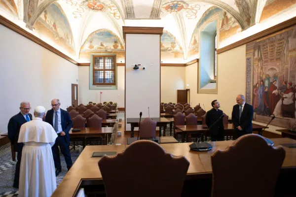 Leone XIV visita il nuovo tribunale vaticano / Vatican Media / ACI Group