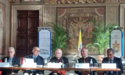 Il panel del convegno che ha celebrato il 325esimo anniversario della Pontificia Accademia Ecclesiastica, Sala Regia, Palazzo Apostolico Vaticano, 17 gennaio 2026 / Ambasciata di Cipro presso la Santa Sede